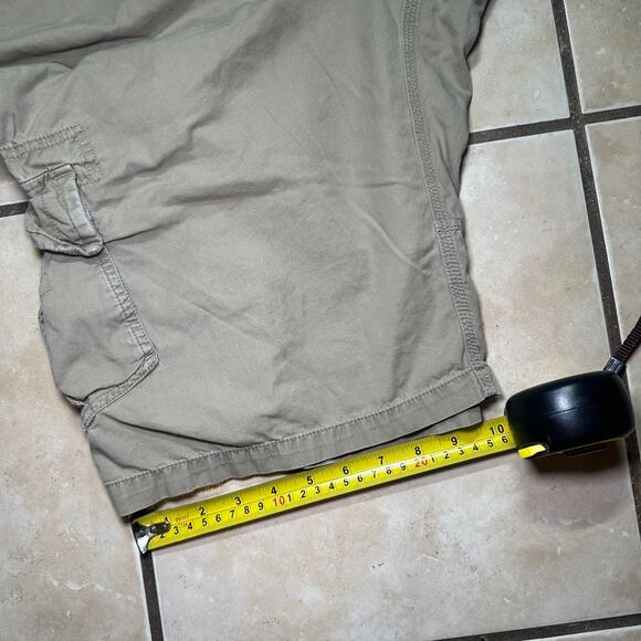 Vintage Y2K Nike Sportswear Beige Tan Cargo Shorts Mens XXL Hiking Outdoors - Picture 9 of 11